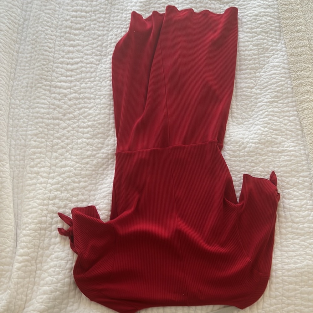 Reformation Ribbed Red Dress - Picture 3 of 4